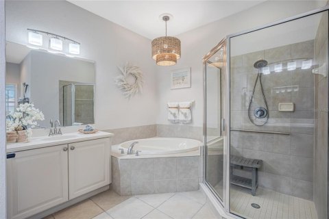 House in Bradenton, Florida 2 bedrooms, 173.73 sq.m. № 1866803 - photo 16