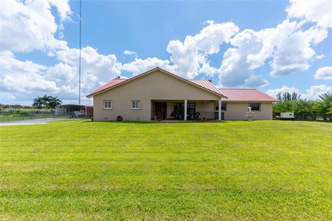 Casa en venta en Homestead, Florida, 4 dormitorios, 197.51 m2 № 1945738 - foto 10