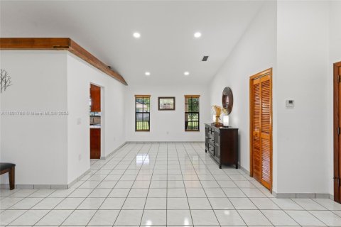 Casa en venta en Homestead, Florida, 4 dormitorios, 197.51 m2 № 1945738 - foto 23
