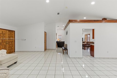 Casa en venta en Homestead, Florida, 4 dormitorios, 197.51 m2 № 1945738 - foto 22