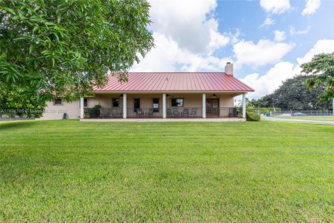Casa en venta en Homestead, Florida, 4 dormitorios, 197.51 m2 № 1945738 - foto 2