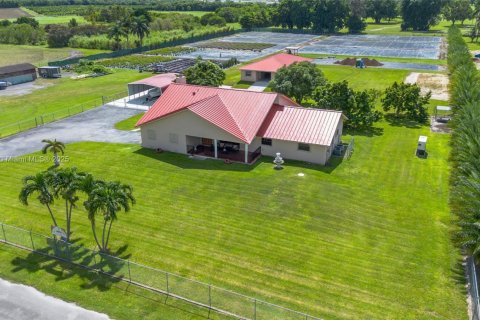 Casa en venta en Homestead, Florida, 4 dormitorios, 197.51 m2 № 1945738 - foto 11