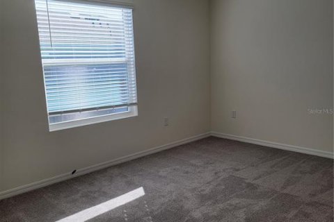 Townhouse in Wesley Chapel, Florida 3 bedrooms, 155.43 sq.m. № 2199723 - photo 2