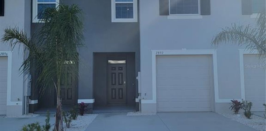 Townhouse in Wesley Chapel, Florida 3 bedrooms, 155.43 sq.m. № 2199723