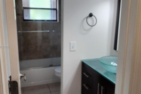 Apartment in Miami, Florida 1 bedroom, 46.45 sq.m. № 2004974 - photo 19