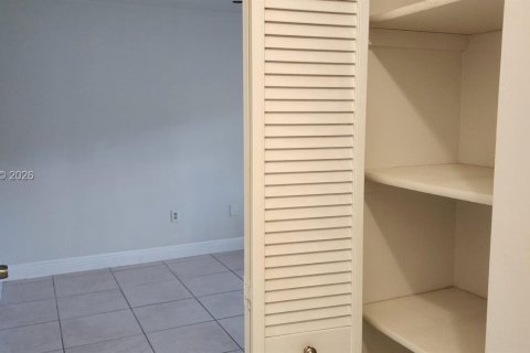 Apartment in Miami, Florida 1 bedroom, 46.45 sq.m. № 2004974 - photo 21