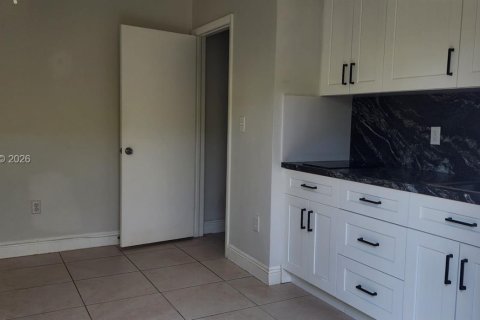 Apartment in Miami, Florida 1 bedroom, 46.45 sq.m. № 2004974 - photo 13