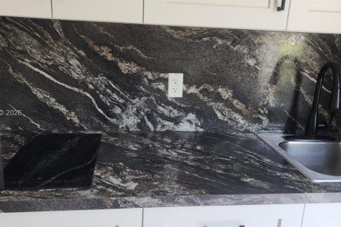 Apartment in Miami, Florida 1 bedroom, 46.45 sq.m. № 2004974 - photo 14