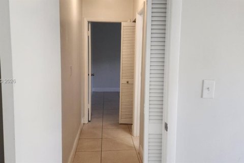 Apartment in Miami, Florida 1 bedroom, 46.45 sq.m. № 2004974 - photo 17