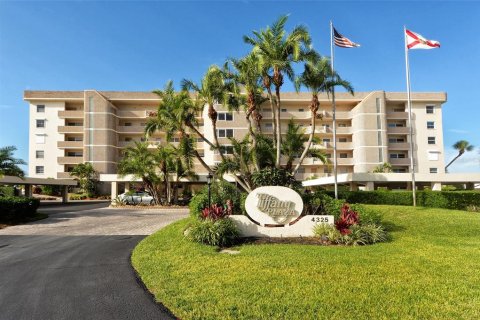 Condominio en venta en Longboat Key, Florida, 3 dormitorios, 137.87 m2 № 1813041 - foto 1