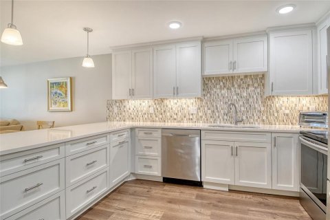 Condominio en venta en Longboat Key, Florida, 3 dormitorios, 137.87 m2 № 1813041 - foto 23