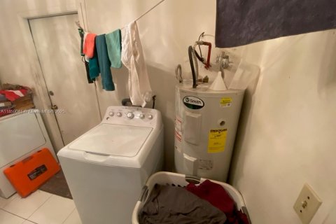 Villa ou maison à vendre à Homestead, Floride: 4 chambres, 136.75 m2 № 2022796 - photo 23