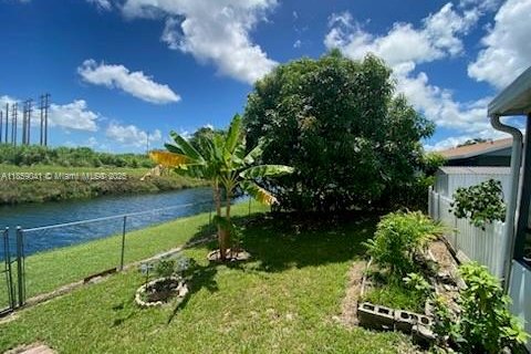 Villa ou maison à vendre à Homestead, Floride: 4 chambres, 136.75 m2 № 2022796 - photo 10