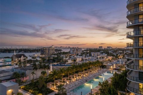 Condominio en venta en Miami Beach, Florida, 3 dormitorios, 102.1 m2 № 2033463 - foto 8
