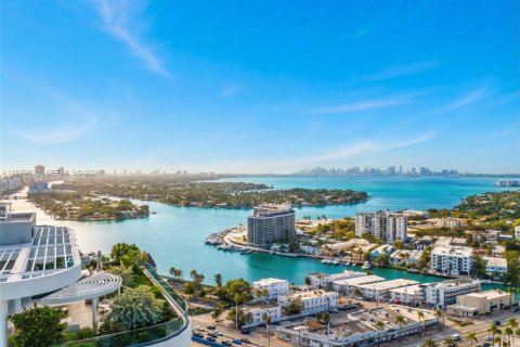 Condominio en venta en Miami Beach, Florida, 3 dormitorios, 102.1 m2 № 2033463 - foto 6