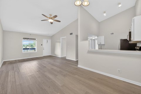Condominio en alquiler en Jupiter, Florida, 2 dormitorios, 91.04 m2 № 2085959 - foto 5