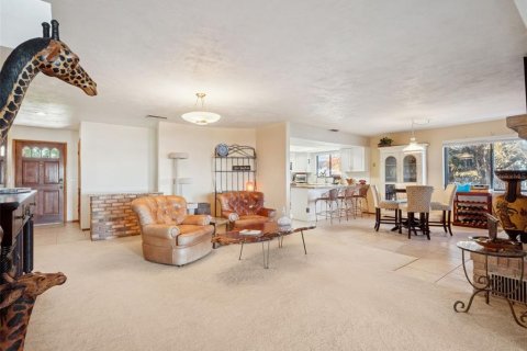 Villa ou maison à vendre à New Smyrna Beach, Floride: 5 chambres, 278.06 m2 № 2330658 - photo 23