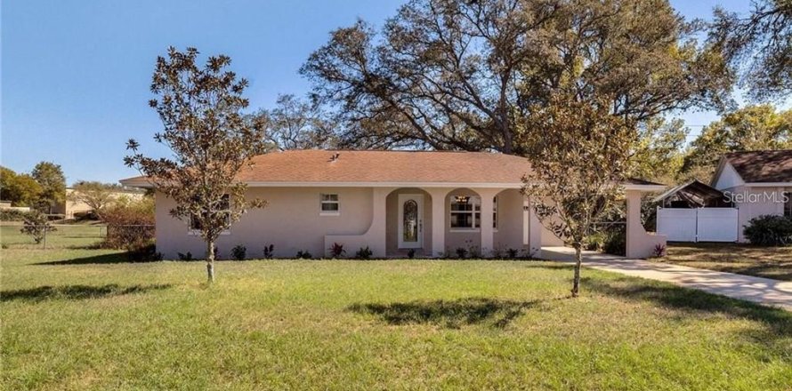Villa ou maison à Clermont, Floride 3 chambres, 128.39 m2 № 2107463