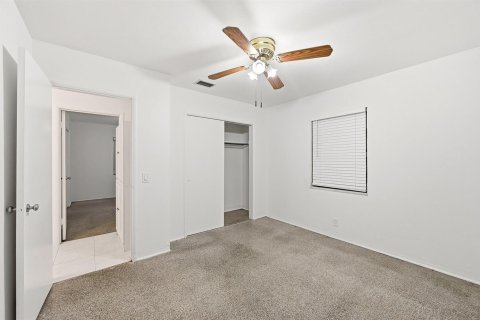 Villa ou maison à vendre à Hollywood, Floride: 2 chambres, 118.17 m2 № 2261091 - photo 17