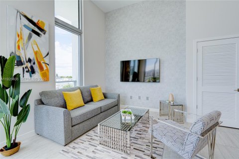 Copropriété à louer à Miami, Floride: 2 chambres, 97.36 m2 № 1986444 - photo 6