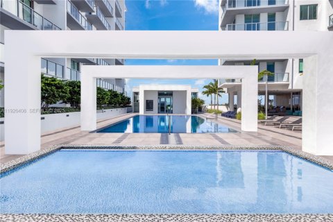 Copropriété à louer à Miami, Floride: 2 chambres, 97.36 m2 № 1986444 - photo 28