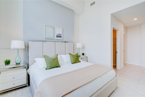 Copropriété à louer à Miami, Floride: 2 chambres, 97.36 m2 № 1986444 - photo 12