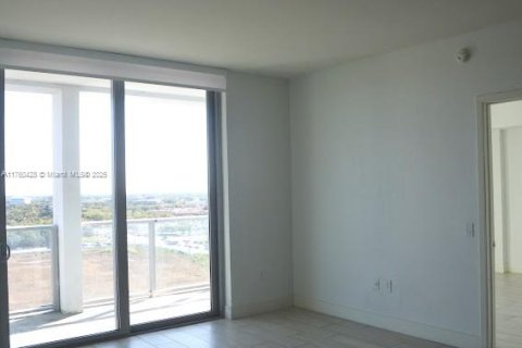 Condo in Sunrise, Florida, 2 bedrooms  № 1707577 - photo 27