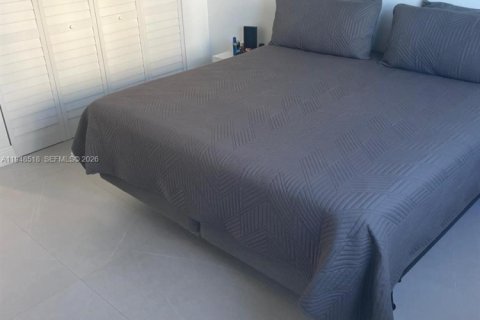 Condominio en alquiler en Hollywood, Florida, 2 dormitorios, 115.38 m2 № 2055515 - foto 6