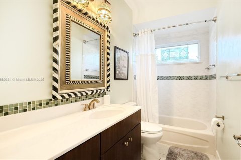 Casa en venta en Port St. Lucie, Florida, 4 dormitorios, 232.53 m2 № 1921903 - foto 14