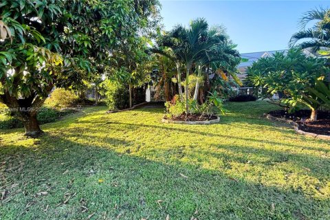 Casa en venta en Port St. Lucie, Florida, 4 dormitorios, 232.53 m2 № 1921903 - foto 19