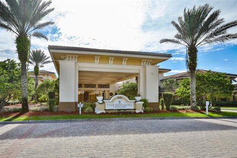House in Sun City Center, Florida 2 bedrooms, 177.26 sq.m. № 1519825 - photo 30