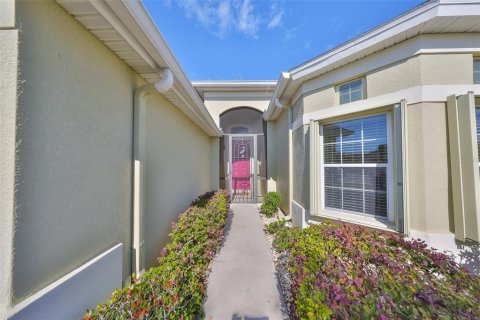 House in Sun City Center, Florida 2 bedrooms, 177.26 sq.m. № 1519825 - photo 3