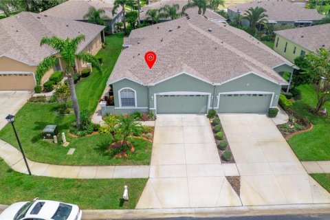 Casa en venta en New Port Richey, Florida, 3 dormitorios, 159.7 m2 № 1342631 - foto 1