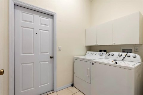 Casa en venta en New Port Richey, Florida, 3 dormitorios, 159.7 m2 № 1342631 - foto 17