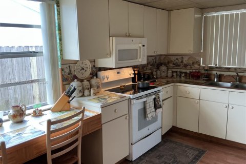 Villa ou maison à vendre à Homestead, Floride: 4 chambres, 148.83 m2 № 2193423 - photo 6