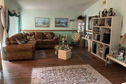 Villa ou maison à vendre à Homestead, Floride: 4 chambres, 148.83 m2 № 2193423 - photo 2