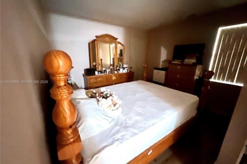 Villa ou maison à vendre à Homestead, Floride: 4 chambres, 148.83 m2 № 2193423 - photo 16