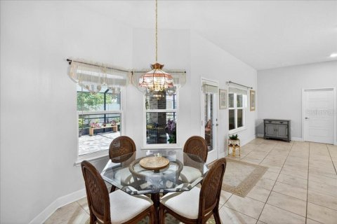 House in Palm Coast, Florida 4 bedrooms, 233 sq.m. № 2198672 - photo 18