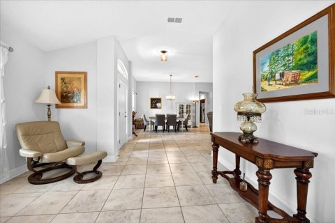 House in Palm Coast, Florida 4 bedrooms, 233 sq.m. № 2198672 - photo 11
