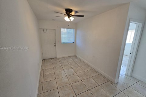 Apartment in Miami, Florida 2 bedrooms № 2028519 - photo 7