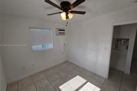 Apartment in Miami, Florida 2 bedrooms № 2028519 - photo 11