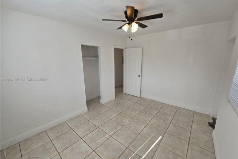 Apartment in Miami, Florida 2 bedrooms № 2028519 - photo 17