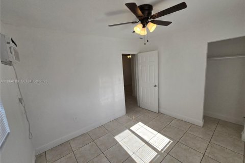 Apartment in Miami, Florida 2 bedrooms № 2028519 - photo 14