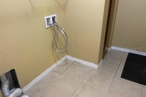 Adosado en alquiler en Fish Hawk, Florida, 3 dormitorios, 163.51 m2 № 1900442 - foto 18