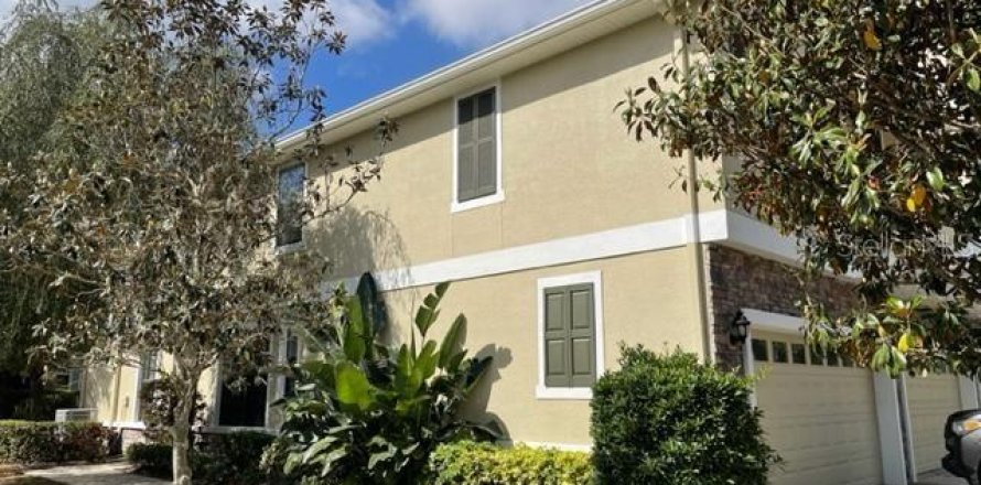 Adosado en Fish Hawk, Florida 3 dormitorios, 163.51 m2 № 1900442