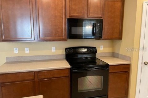 Adosado en alquiler en Fish Hawk, Florida, 3 dormitorios, 163.51 m2 № 1900442 - foto 4