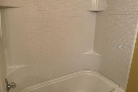 Adosado en alquiler en Fish Hawk, Florida, 3 dormitorios, 163.51 m2 № 1900442 - foto 11