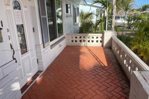 Casa en venta en Tamarac, Florida, 2 dormitorios, 131.27 m2 № 2074949 - foto 10
