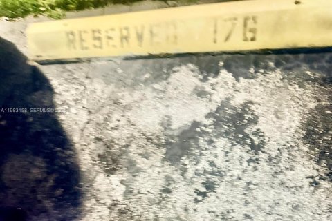 Apartamento en alquiler en Hialeah, Florida, 2 dormitorios, 82.5 m2 № 2047105 - foto 21