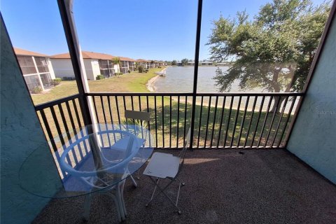 Condominio en alquiler en Punta Gorda, Florida, 2 dormitorios, 82.31 m2 № 1647915 - foto 6
